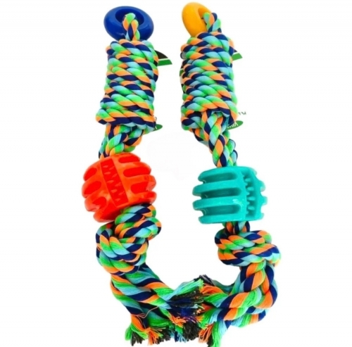 Jucarie din franghie pentru curatarea dintilor