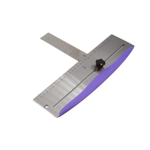 Racleta reglabila pentru nivelare tort