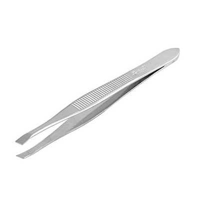 Pensetă pentru sprâncene 