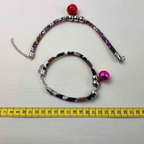 Guler elastic cu clopotel mic pentru catel