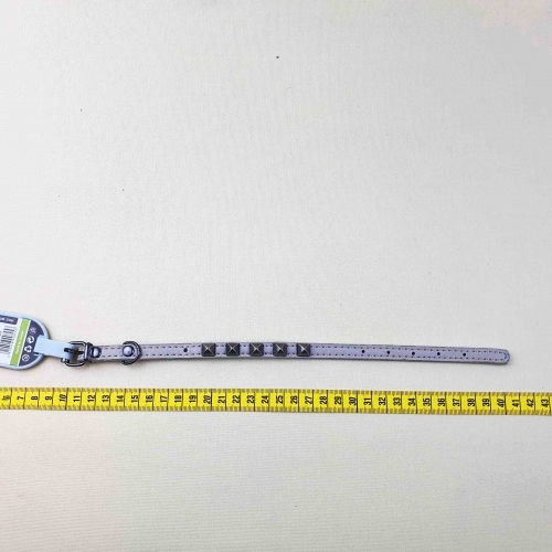 Zgarda nituit din piele artificiala-mic